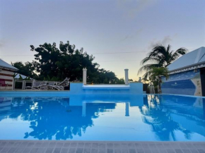 Exode PointeDes Châteaux-Piscine&Jacuzzi Relaxing